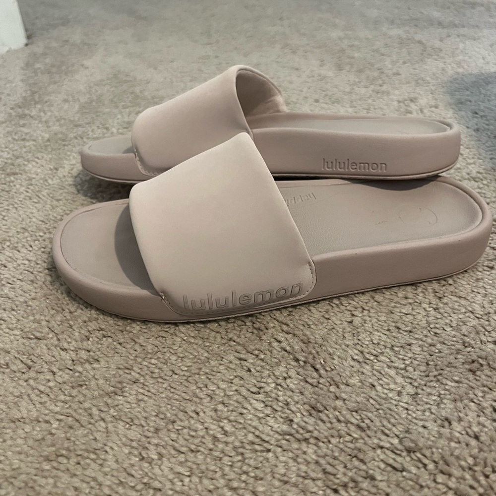 Lululemon Slides